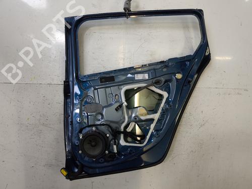 right-rear-door-renault-megane-iv-grandtour-k9amn_-2016-33198529 main image
