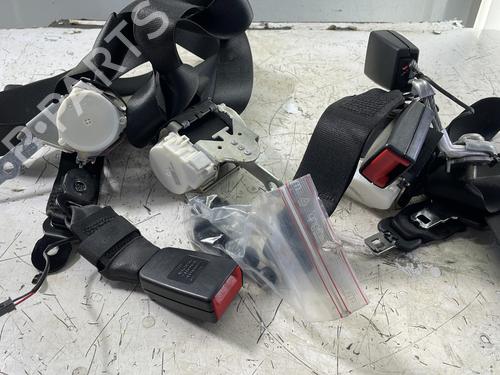 Used Rear seat Rear seat BMW 5 (F10) 530 d (245 hp) 23888585 23888585