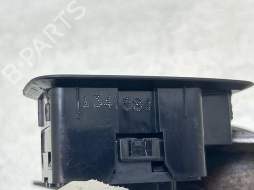 right-front-window-switch-renault-clio-v-b7_-2019-40077719 main image