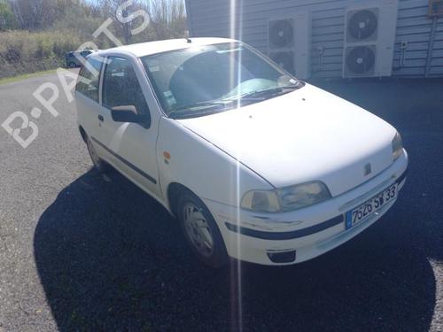 Brugte FIAT PUNTO (176_) 1.2 16V 2164049