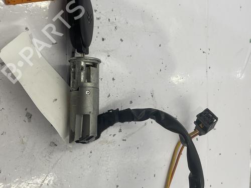 Used Ignition barrel CITROËN XSARA (N1) 1.6 16V (109 hp) 22847363