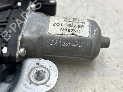 Used Front right window mechanism Front right window mechanism TOYOTA COROLLA Verso (ZER_, ZZE12_, R1_) 2.2 D-4D (AUR10_, AUR10R) (136 hp) 34556395 34556395