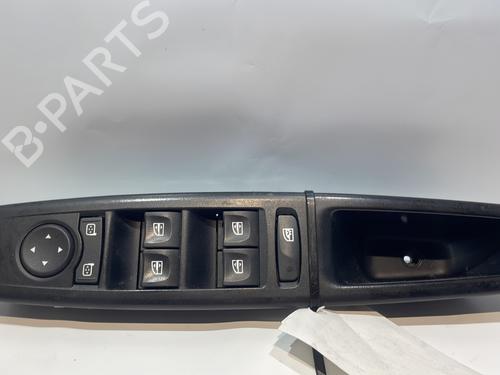Used Switch RENAULT SCÉNIC III (JZ0/1_) 1.5 dCi (110 hp) 29044172