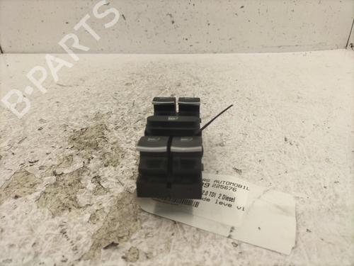 switch-vw-touran-1t3-2010-2011-2012-2013-2014-2015-2016-25477798 main image