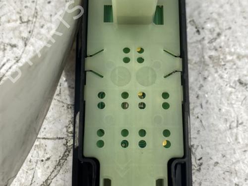 Used Switch Switch CITROËN C3 II (SC_) 1.4 HDi 70 (SC8HZC, SC8HR0, SC8HP4) (68 hp) 22843549 22843549