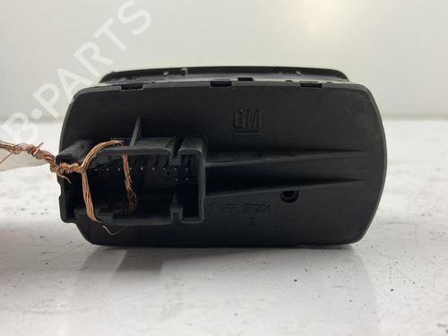 Used Switch Switch OPEL CORSA D (S07) 1.3 CDTI (L08, L68) (75 hp) 22817814 22817814