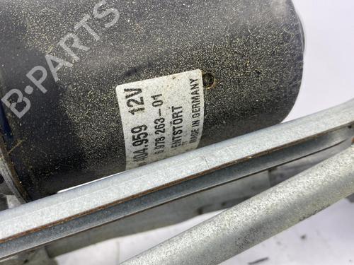 Used Front wiper motor Front wiper motor BMW 3 Touring (E91) 320 d (177 hp) 22816154 22816154