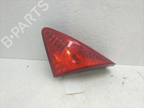 Used Right tailgate light PEUGEOT 3008 I MPV (0U_) 1.6 HDi (112 hp) 31965978