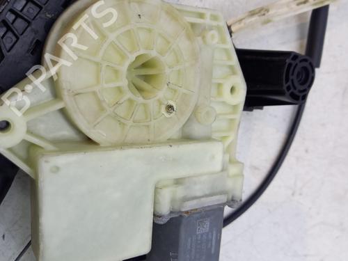Front right window mechanism PEUGEOT 308 II (LB_, LP_, LW_, LH_, L3_) 1.6 BlueHDi 120 | BP29338867C23 