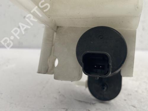 Windscreen washer tank PEUGEOT 3008 II SUV (MC_, MR_, MJ_, M4_) 1.2 THP/ PureTech 130 (MRHNSM, MRHNSU, MRHNSJ, MRHNYW,... | BP25700560C113 