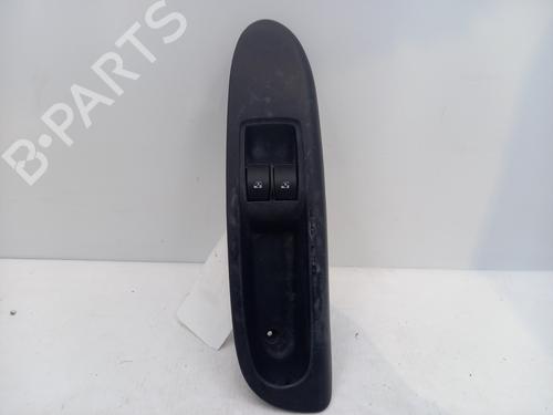Used Left front window switch RENAULT CLIO II (BB_, CB_) 1.2 16V (BB05, BB0W, BB11, BB27, BB2T, BB2U, BB2V, CB05,... (75 hp) 32265627