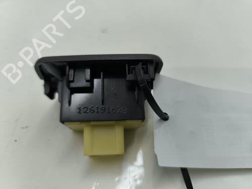 Used Left rear window switch Left rear window switch DACIA SANDERO II TCe 90 (B8M1, B8MA, B8AC) (90 hp) 36004232 36004232