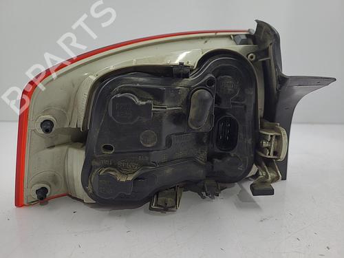 right-taillight-audi-a4-b7-8ec-19-tdi-8e5945096-2004-2005-2006-2007-2008-2009-22820387 main image