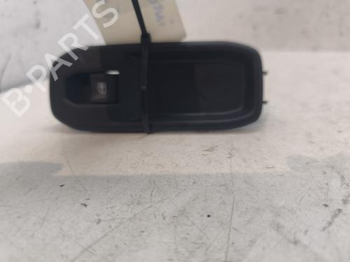 Used Right front window switch DACIA DUSTER (HM_) 1.5 dCi 110 (HMAB) (109 hp) 27665180