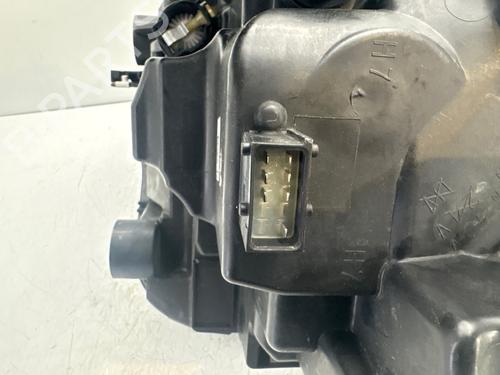 Used Right headlight Right headlight CITROËN C3 AIRCROSS II (2R_, 2C_) 1.5 BlueHDi 120 (2CYHXX) (120 hp) 40515920 40515920