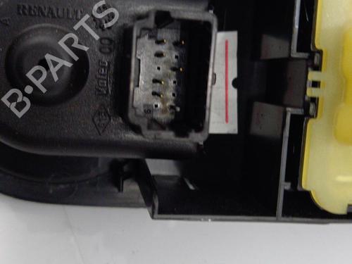 Used Left front window switch Left front window switch RENAULT CLIO IV (BH_) 1.5 dCi 90 (90 hp) 22825192 22825192