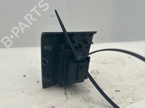 Used Left rear window switch Left rear window switch 37472489 37472489