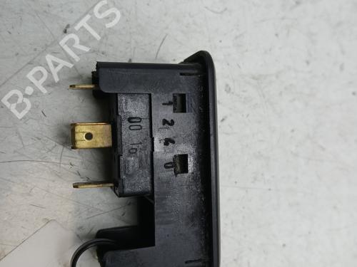 Used Right front window switch Right front window switch VW TRANSPORTER T4 Bus (70B, 70C, 7DB, 7DK, 70J, 70K, 7DC, 7DJ) 2.5 TDI (151 hp) 30088330 30088330