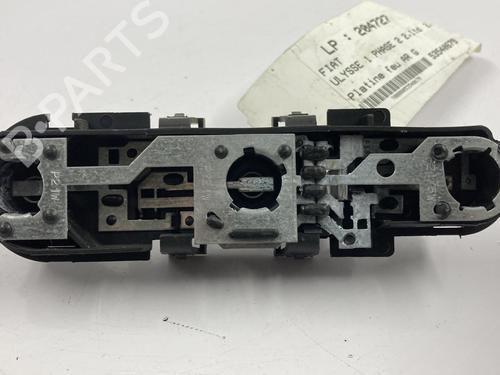 Used Lamp holder Lamp holder FIAT ULYSSE (220_) 2.1 TD (109 hp) 22817591 22817591