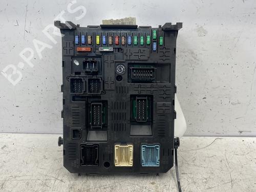 Used Fuse box PEUGEOT 407 Coupe (6C_) 2.0 HDi (163 hp) 23849357