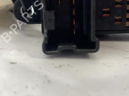 Used Right rear window switch Right rear window switch NISSAN PATHFINDER III (R51) 2.5 dCi 4WD (171 hp) 22832341 22832341