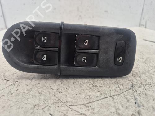 Used Switch RENAULT CLIO III (BR0/1, CR0/1) 1.2 16V (BR0P, CR0P) (101 hp) 24886730