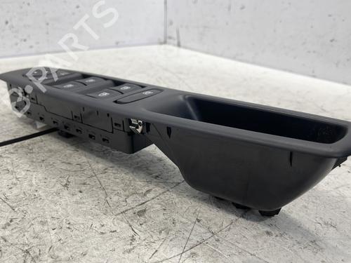 Switch RENAULT MEGANE III Hatchback (BZ0/1_, B3_) 1.5 dCi | BP23830091I30 