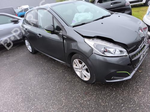Rear fog light PEUGEOT 208 I (CA_, CC_) 1.2 VTI 82 | BP26585681C37 