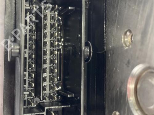 Used ABS pump ABS pump NISSAN NV200 / EVALIA Bus 1.5 dCi 110 (M20, M20M) (110 hp) 22844998 22844998