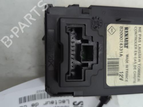 Card reader RENAULT MEGANE II (BM0/1_, CM0/1_) 1.5 dCi (BM0F, BM0T, BM2B, CM0F, CM0T) | BP28156777E4 