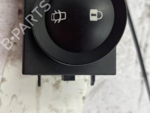 Warning switch RENAULT MEGANE II (BM0/1_, CM0/1_) 1.5 dCi (BM1F, CM1F) | BP22836783I22 