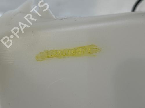 Used Windscreen washer tank Windscreen washer tank 38326959 38326959