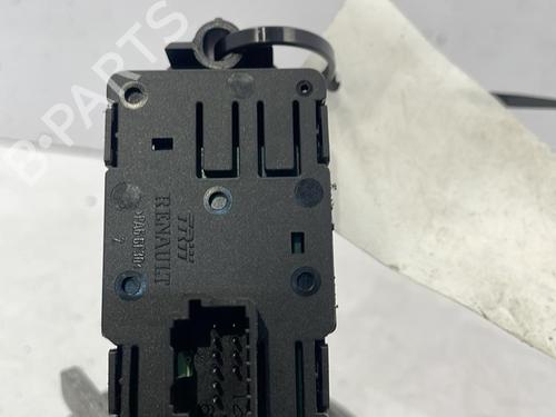 Switch RENAULT SCÉNIC III (JZ0/1_) 1.6 dCi (JZ00, JZ12) | BP22829410I30 