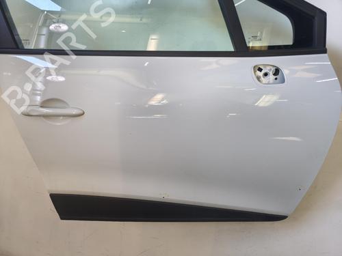 Used Right front door Right front door 36894582 36894582