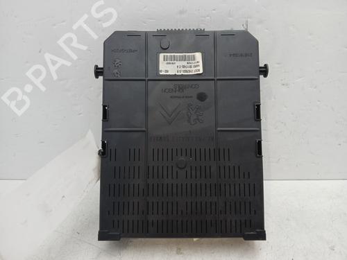 Fuse box PEUGEOT 307 (3A/C) 1.6 16V | BP30647656E1
