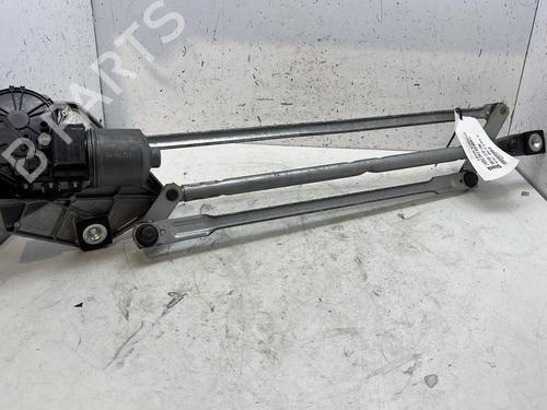 Used Front wiper motor FORD KUGA I 2.0 TDCi (136 hp) 28328224