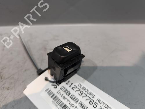 Used Left front window switch CITROËN XSARA (N1) 1.6 16V (109 hp) 29438968