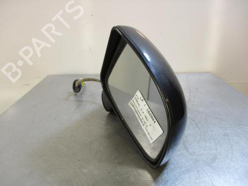 Used Right mirror Right mirror 22812564 22812564