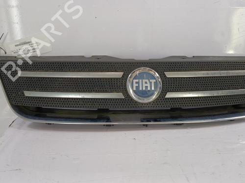 Used Grille FIAT MULTIPLA (186_) 1.9 JTD 115 (115 hp) 22821013