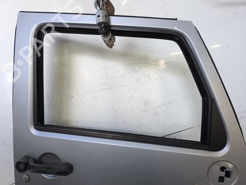 Dør højre fortil Dør højre fortil JEEP WRANGLER III (JK) 2.8 CRD (200 hp) 39894029 39894029