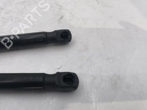tailgate-lift-support-hyundai-i20-ii-gb-ib-2014-2015-2016-2017-2018-2019-2020-2021-32382986 main image