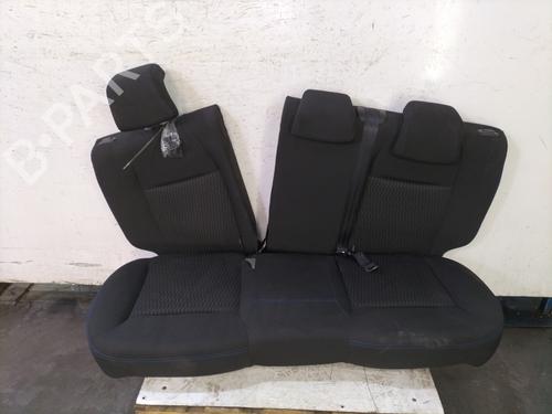 Sedile posteriore PEUGEOT 208 I (CA_, CC_) 1.2 VTI 82 (82 hp) 31356352