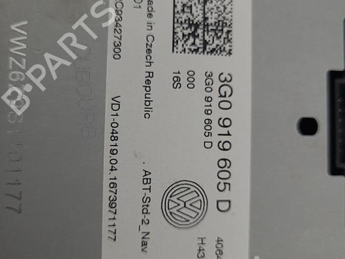 Used Radio VW GOLF VII (5G1, BQ1, BE1, BE2) 1.4 TSI (150 hp) 22822403