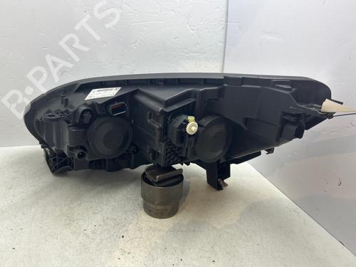 right-headlight-renault-scenic-iv-j9_-2016-2017-2018-2019-2020-2021-2022-36376460 main image