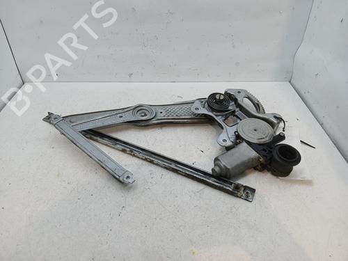 Elevalunas delantero derecho TOYOTA YARIS (_P1_) 1.0 (SCP10_, SCP10R) (68 hp) 29960114