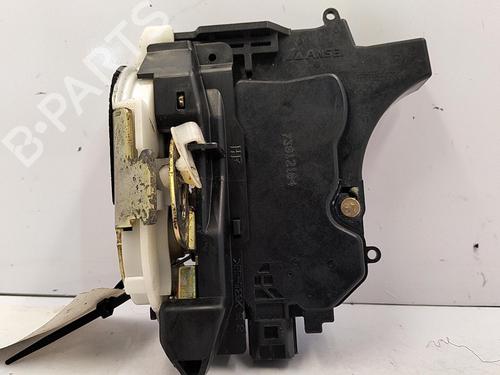 Vergrendeling rechts voor MITSUBISHI GRANDIS (NA_W) 2.0 DI-D (NA8W) (136 hp) 22827653