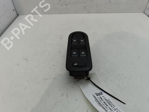 Used Switch RENAULT MEGANE II (BM0/1_, CM0/1_) 1.5 dCi (BM0F, BM0T, BM2B, CM0F, CM0T) (82 hp) 28178514