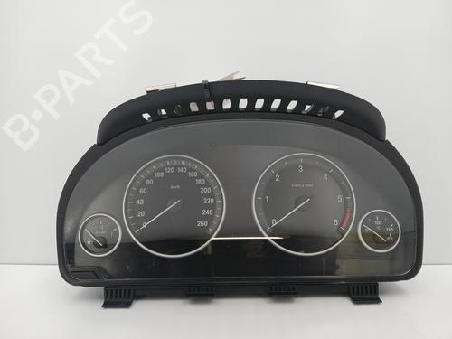 Used Instrument cluster BMW 5 (F10) 518 d (150 hp) 30819035