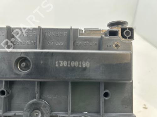 Used Fuse box Fuse box 38326388 38326388