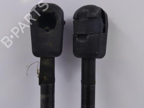 Used Tailgate lift support MERCEDES-BENZ B-CLASS Sports Tourer (W246, W242) B 180 CDI / d (246.212) (109 hp) 22828311